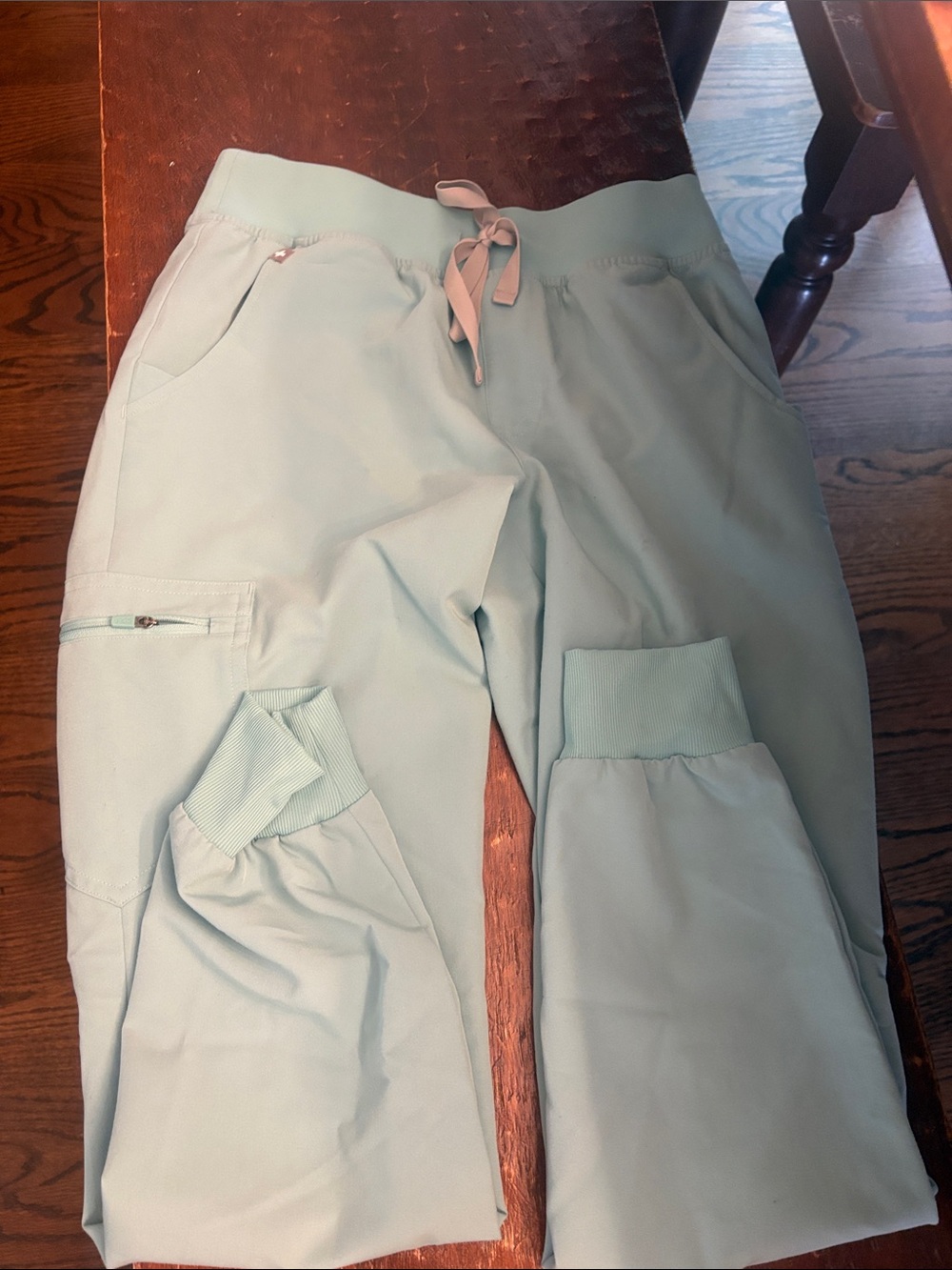 Figs Women's Ankle Scrub Joggers in Sage Green